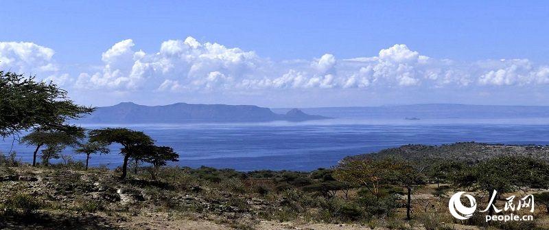 圖為東非大裂谷內的湖泊。（攝影：李欣）